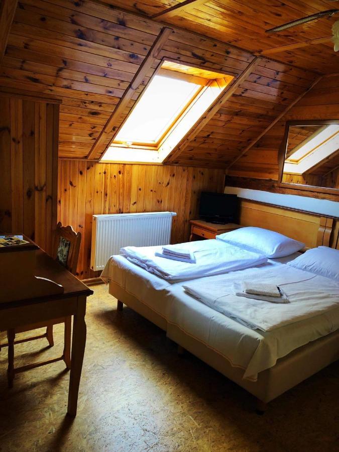 Hostinec Selsky Dvur Zbiroh Bagian luar foto